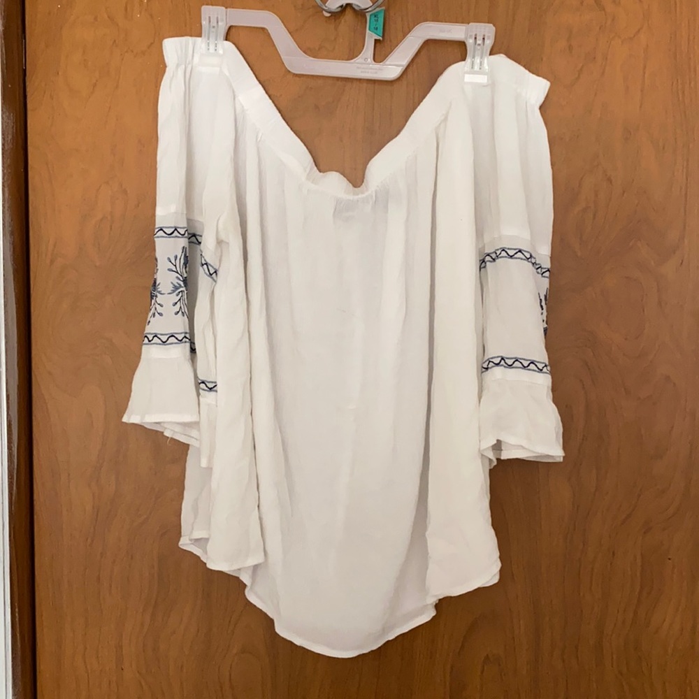 Rue21 + Size 2X off the shoulder top